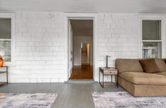 196 Melville Road Gallery 3