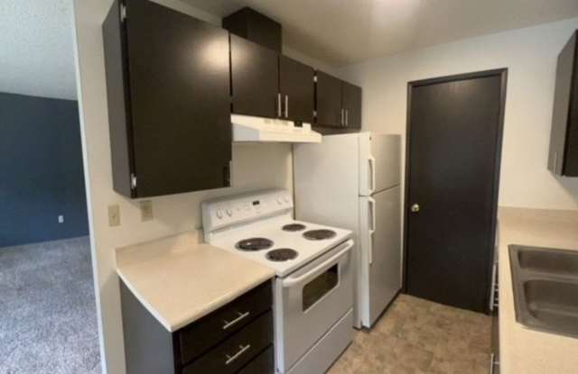 Woodshire Apartments Gallery 4