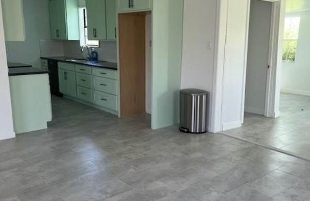 243 N King Road photos photos