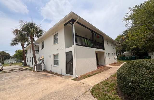 Move-In Ready 2BR First-Floor Condo Just Minutes from Jax Beach! photos photos