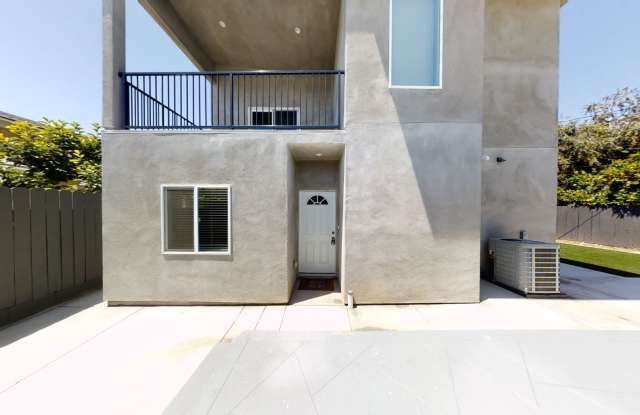 4BD/2BA w Large Deck! photos photos