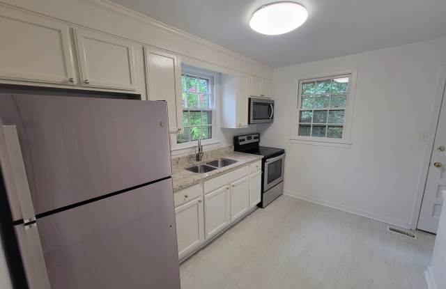 3 Bedroom 1 Bathroom House Gallery 4