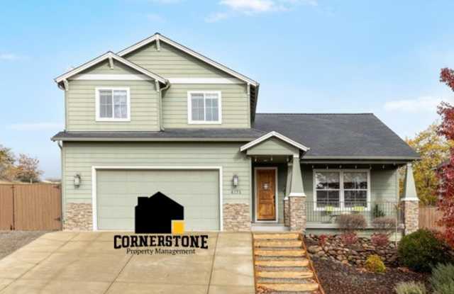 4375 Vista Pointe Drive - 4375 Vista Pointe Drive, Medford, OR 97504