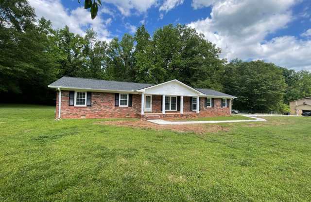 Three Bedroom Ranch in West Athens photos photos