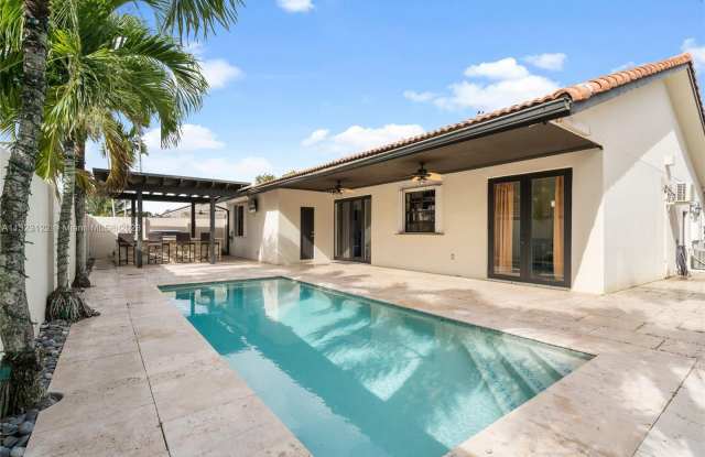 8978 NW 152nd Ln - 8978 Northwest 152nd Lane, Miami Lakes, FL 33018 8978 NW 152nd Ln - 8978 Northwest 152nd Lane, Miami Lakes, FL 33018