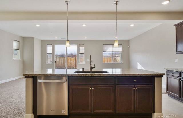 1251 Concho Trail Gallery 4