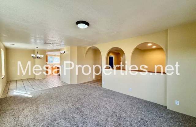18633 Kamana Rd. Gallery 3