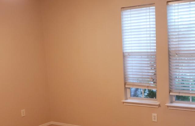 5637 Robins Way Gallery 4
