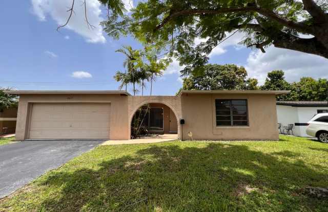 3/2 Single Family Home in Miramar- Ready for immediate occupancy photos photos