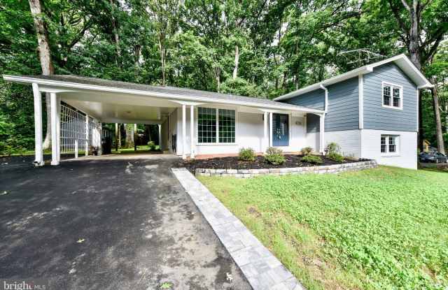 5012 DODSON Drive Gallery 2