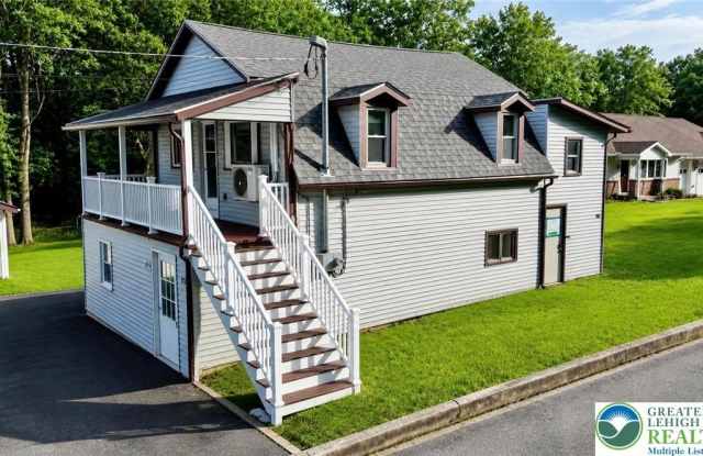 1731 W 8th Street photos photos
