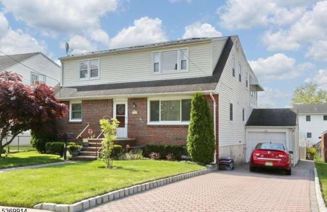 134 Kingston Ave photos photos