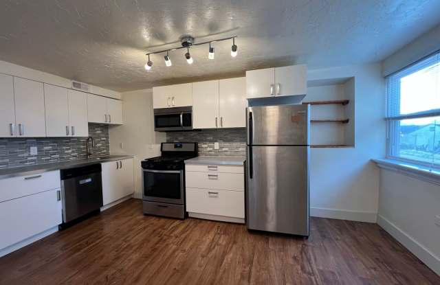 3BR house in Southside Slopes photos photos