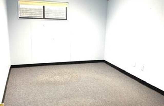 48701 VAN DYKE Avenue Gallery 4