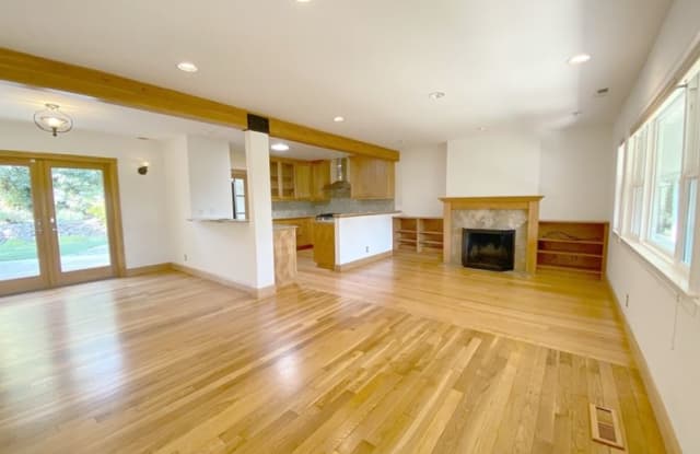 11 Bayview Ter - 11 Bayview Terrace, Strawberry, CA 94941