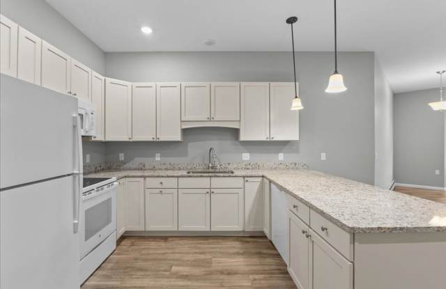 32 Cottonwood Drive photos photos