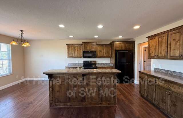 5570 W Sugar Pine Gallery 3