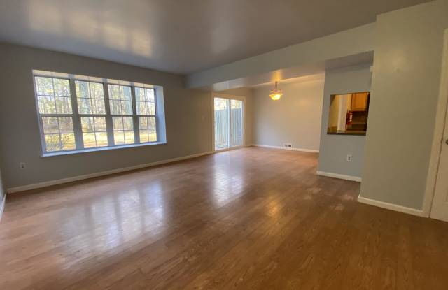 55 Almond Drive - 1 Gallery 3