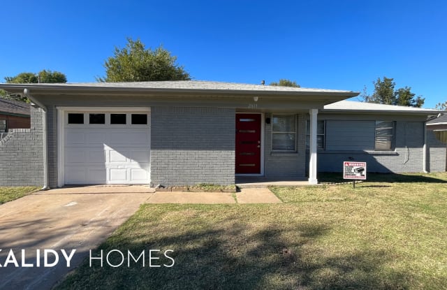 2813 Southwest 62nd Street photos photos