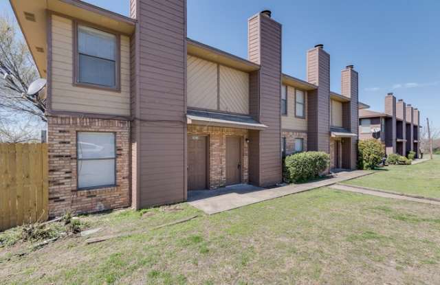 3814 Coates Circle - 3814 Coates Circle, Benbrook, TX 76116