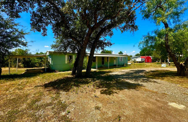 2/2 Riverfront Home in Center Point Gallery 3