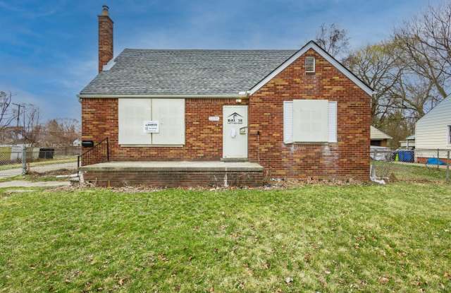 21195 Behrendt Avenue photos photos