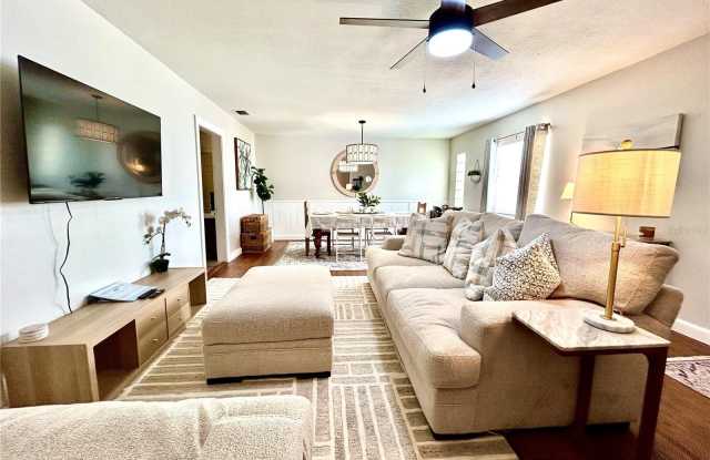 265 W BAY Avenue Gallery 3