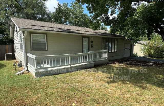 6134 Glenwood Gallery 3