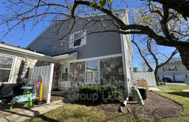 1062 Hampton Harbor Dr#9302 - 1062 Hampton Harbor, Schaumburg, IL 60193