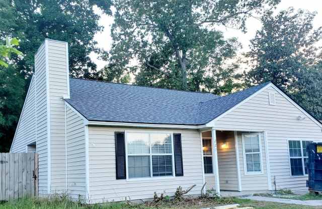 227 Laurelwood Drive - 227 Laurelwood Drive, Chatham County, GA 31419