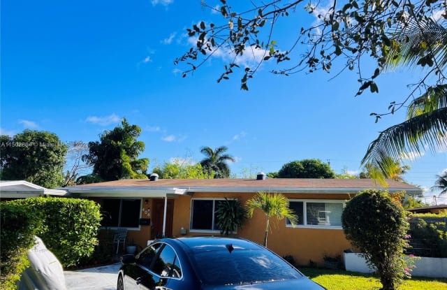 404 NE 24th Ave - 404 Northeast 24th Avenue, Pompano Beach, FL 33062