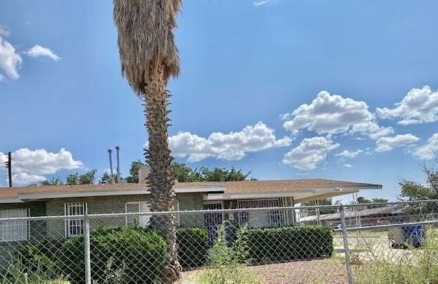 5700 Macon Lane photos photos