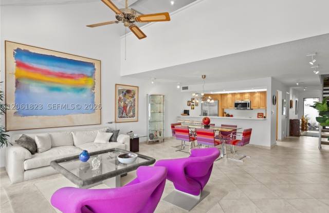 8133 SW 86th Ter Gallery 3