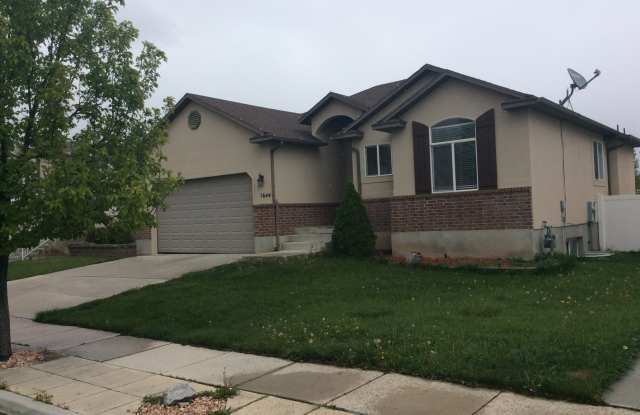 1644 N 2600 W Gallery 2