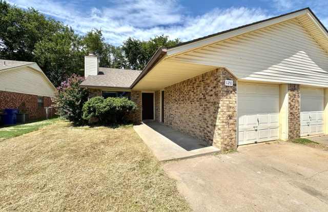 3 bedroom 2 full bathroom Duplex home in Broken Arrow photos photos