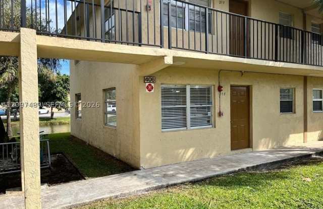 406 Lakeside Dr Gallery 1
