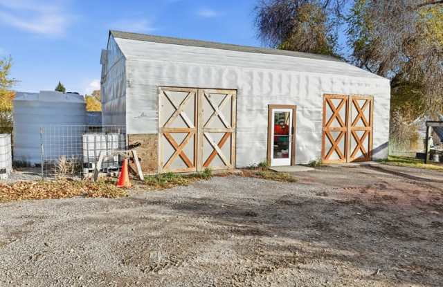 12707 East Main Avenue - 1 Gallery 4