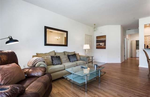 3742 Parkridge Circle24-106 Gallery 4