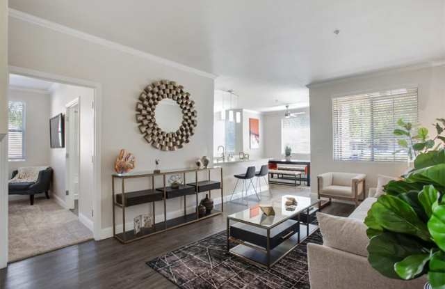 Villagio Luxury Apartments Gallery 4