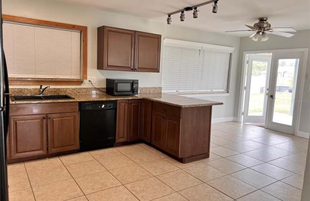 1299 BIRCHCREST Boulevard Gallery 2