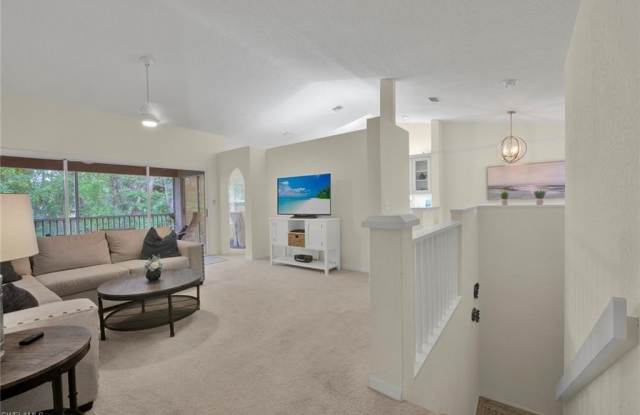 386 Emerald Bay Cir Gallery 2