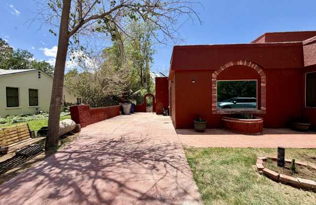 7404 Franklin Drive Gallery 3