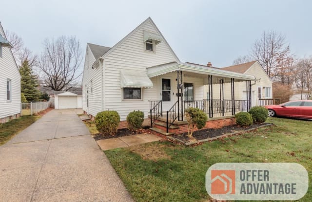 25370 Drakefield Avenue photos photos