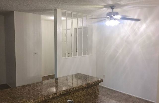 4877 Reggie Road Gallery 4