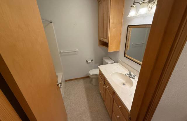 Huge bedrooms 3 bed 2 bath Gallery 4