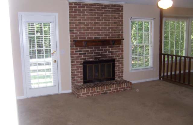 Cute 3 bedroom 2 bath home in Irmo Gallery 4