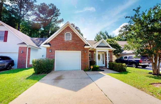 3 Bedroom Ranch with Bonus Room in Gated Community & Jack Britt School District! photos photos