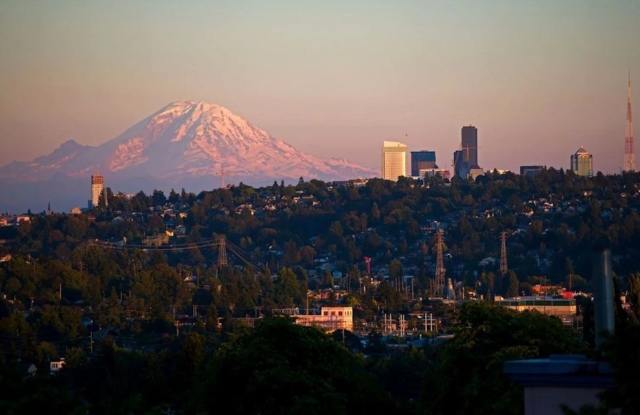 Ballard Townhouse - 6705 Mary Avenue Northwest, Seattle, WA 98117