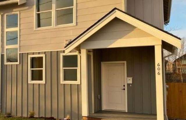 614 Telegraph Road - 614 Telegraph Road, Bellingham, WA 98226