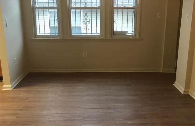 3227 D Street SE, Unit 2 Gallery 4